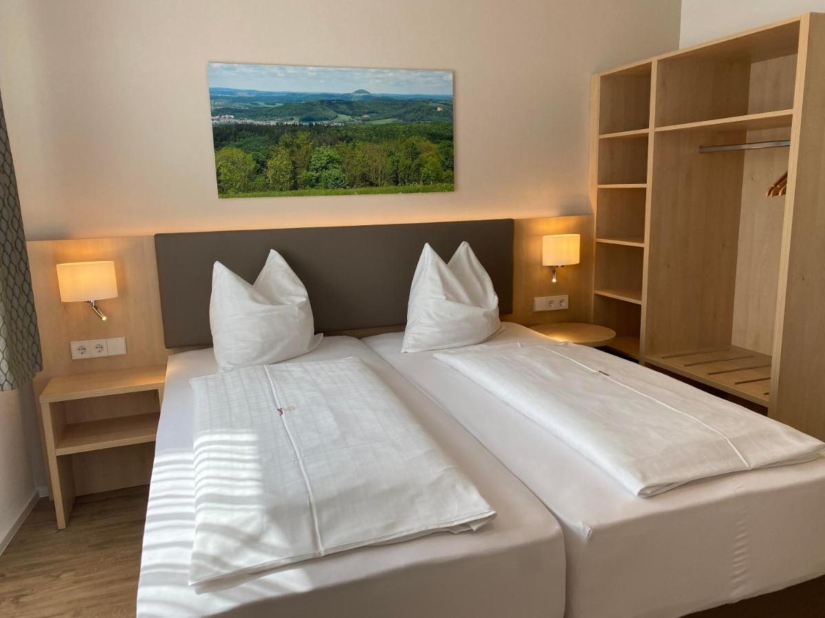 Hotel-Restaurant Und Gaestehaus Loewen Süßen Buitenkant foto