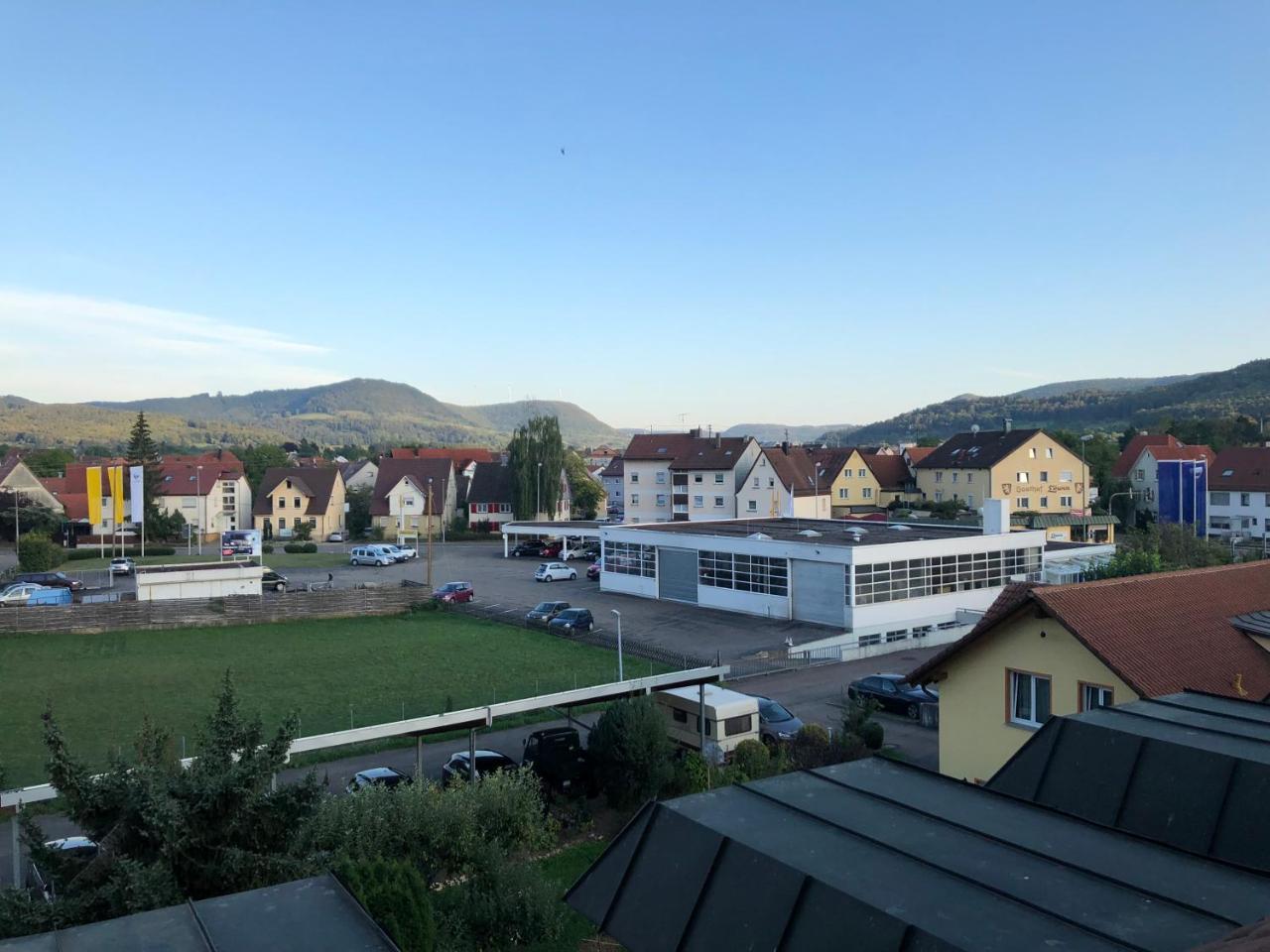 Hotel-Restaurant Und Gaestehaus Loewen Süßen Buitenkant foto